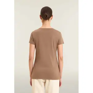 T-shirt με μικρές πλαϊνές σχισμές για γυναίκες Freddy image-3