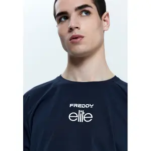 T-shirt με ραφές ράγκλαν Freddy Elite image-6