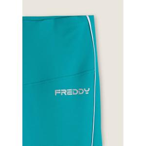 Vrouwelijke contrastlegging Freddy image-2