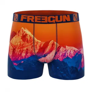 Boxer Freegun Landscape Kanchenjugha image-0