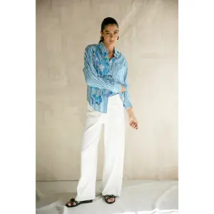 Women's blouse Freeman T Porter Chella Bleached Flowers image-2