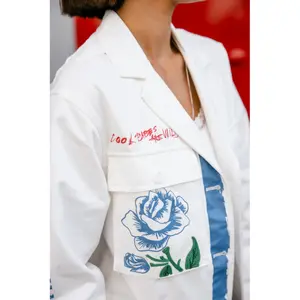 Woman's shirt Freeman T Porter Venty Roses image-1