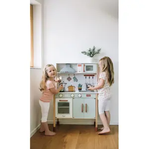 Wooden Kitchen Simulation Game FreeON by Bubaba image-4