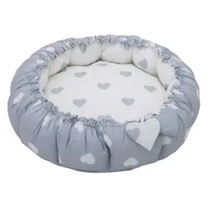 Baby Nest FreeON Gray Hearts