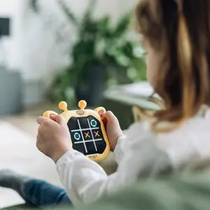 Electronic Tic-Tac-Toe Logic Game FreeON Free 2 Play Giraffe image-3