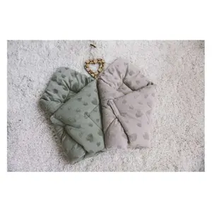 Baby swaddling Blanket FreeON by Bubaba Green Hearts image-2