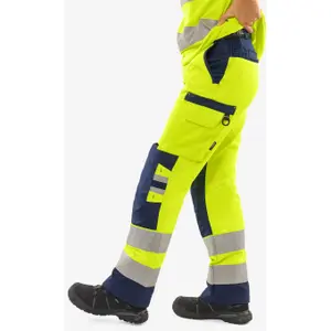 Women's Class 2 High-Visibility Work Trousers Fristads Green 2642 GPLU image-2
