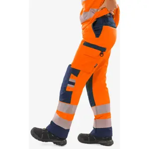 Women's Class 2 High-Visibility Work Trousers Fristads Green 2642 GPLU image-2