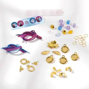 2 in 1 postcards and bracelets creative activity set Frozen image-1