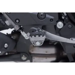 Motorcycle footrest kit SW-Motech ION Kawasaki Versys 1100 image-3