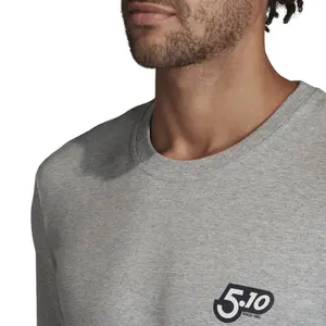 Camiseta Adidas Five Ten Brand Of The Brave image-6