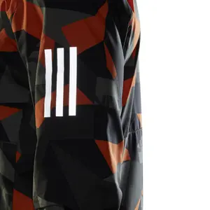 Chaqueta adidas Own the Run Camo image-6