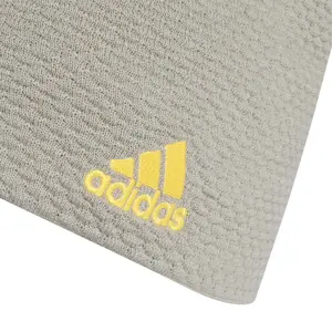 Gorro adidas Graphic image-2