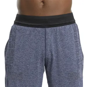 Shorts Reebok United By Fitness 8-Inch MyoKniteamless image-6