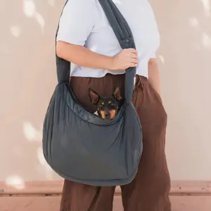 Transporttaske til hunde FuzzYard LIFE Quilted Sling image-1