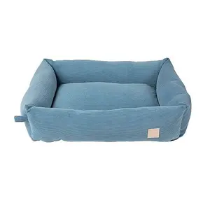 Cama de cão em veludo cotelê FuzzYard LIFE image-0