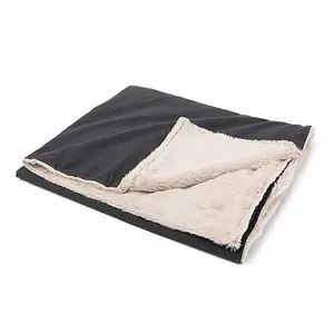 Couverture réversible FuzzYard LIFE image-0