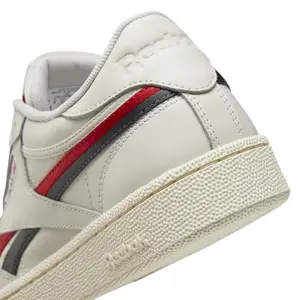 Shoes Reebok Classics CC Revenge image-6