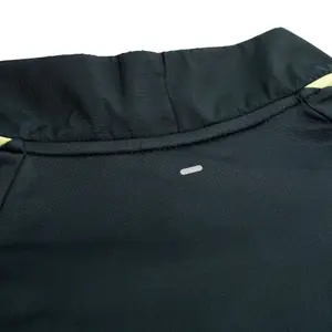 Maillot manches longues demi-zip Nike Stride image-4