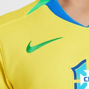 Camiseta Local del equipo femenino infantil de Brasil 2025 image-4