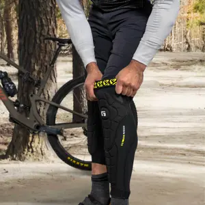 Knee and shin guard G-Form Pro Rugged 2 image-2