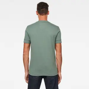 Slank T-shirt met logo en vilten applicatie G-Star image-2