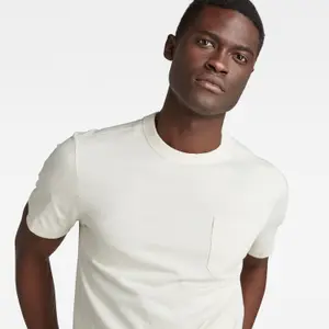 T-Shirt mit Tasche und Detail von point G-Star image-4