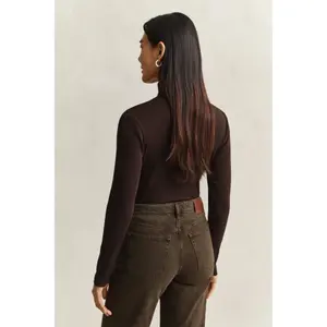 Women's Ribbed Knit Roll Neck Jumper Gant image-3
