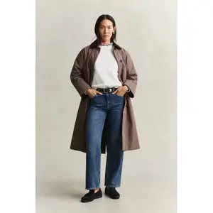 Regular Fit Women's Jumper Gant Tonal Shield image-4