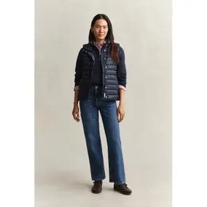 Women's sleeveless down jacket Gant image-5