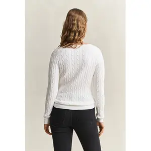 Pull col V femme Gant Classic image-5