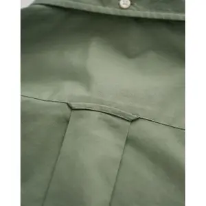 Banker shirt in classic poplin Gant image-3