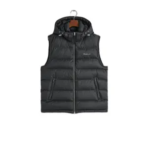 Casaco sem mangas com capuz Gant Active Cloud image-0