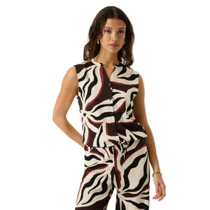 Women's sleeveless blouse Garcia image-0