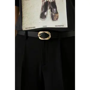Women's leather belt Garcia image-0