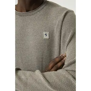 Sweatshirt with Logo Badge Garcia image-4