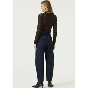 Women's long sleeve T-shirt Garcia U260011 image-2
