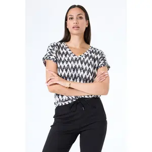 Women's V-neck printed T-shirt Garcia image-1