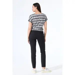Women's V-neck printed T-shirt Garcia image-2