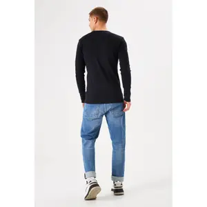 Long sleeve round neck T-shirt Garcia Basic image-1