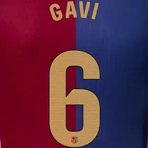 marking-003138-beflockung-home-fc-barcelone-liga-gavi-6-2024-25-goldene