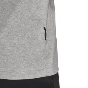 Camiseta adidas Must Haves Badge of Sport image-5