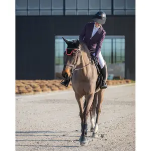 Casaco do concurso feminino GEM Jinger image-3