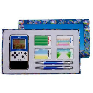 Video game set with 4 games and writing Genérico image-1
