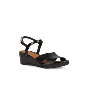 Sandálias femininas Geox Marykarmen image-1