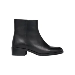 Soft leather ankle boots for women Geox Camexia image-0