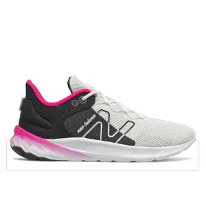 Girl's shoes New Balance fresh foam roav image-0
