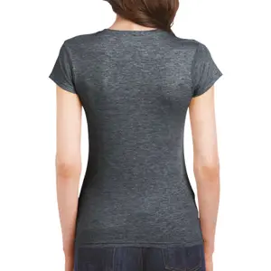 Camiseta de mujer con cuello redondo Gildan Softstyle image-2