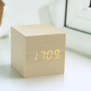 Reloj cubo clic de madera de arce Gingko Click Clock image-1