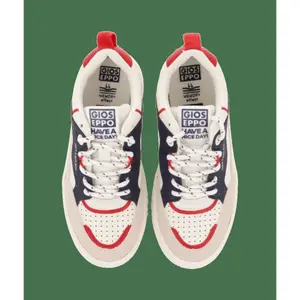 Children's sneakers image-2